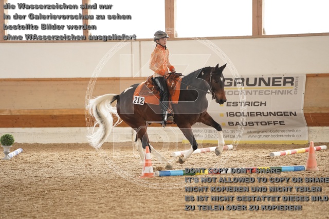 s_A_901418.JPG